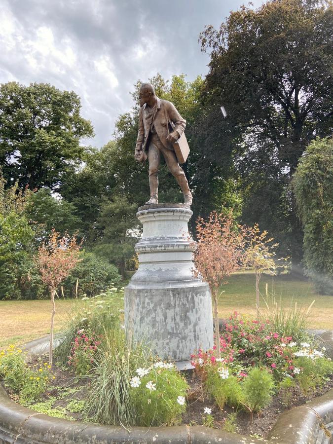 Villa Avenue Rops Namur Esterno foto